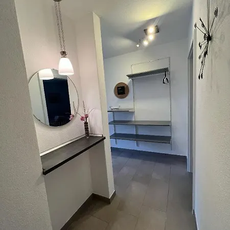 H.aus.zeit Stockbauer ريغين
