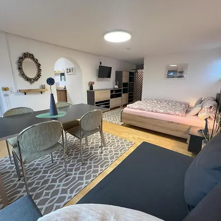 H.aus.zeit Stockbauer Apartment